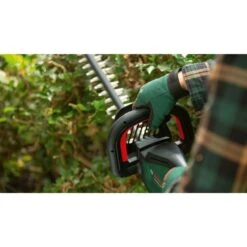 Bosch Akku-Heckenschere Universal HedgeCut 36V-65-28 Solo -Gardena Verkaufe Bosch Akku Heckenschere Universal HedgeCut 36V 65 28 solo@@1827570 3