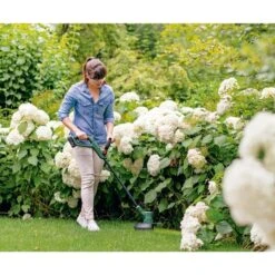 Bosch Akku-Rasentrimmer EasyGrassCut 18-230, 18Volt 15 Bosch Akku-Rasentrimmer EasyGrassCut 18-230, 18Volt -Gardena Verkaufe Bosch Akku Rasentrimmer EasyGrassCut 18 230 18Volt@@1826998 5