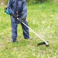 Makita Akku-Freischneider UR007GM101 XGT, 40Volt, Rasentrimmer -Gardena Verkaufe Makita Akku Freischneider UR007GM101 XGT 40Volt Rasentrimmer@@1781267 4